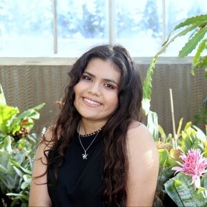 Meet your Posher, Araceli